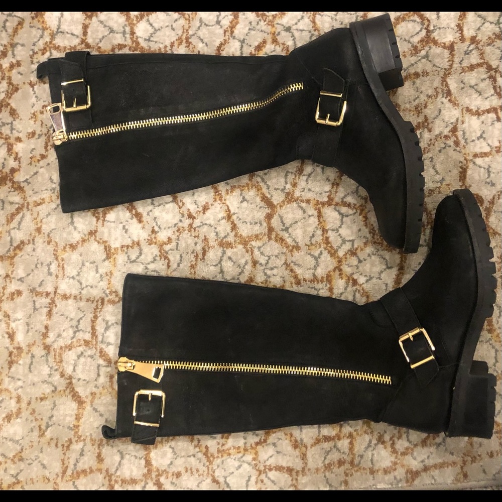 Also boots - Picture 3 of 7